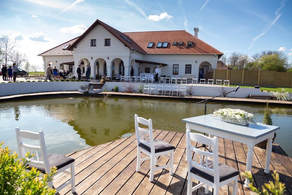 Deak Udvarhaz Hotel Kakucs Zewnętrze zdjęcie